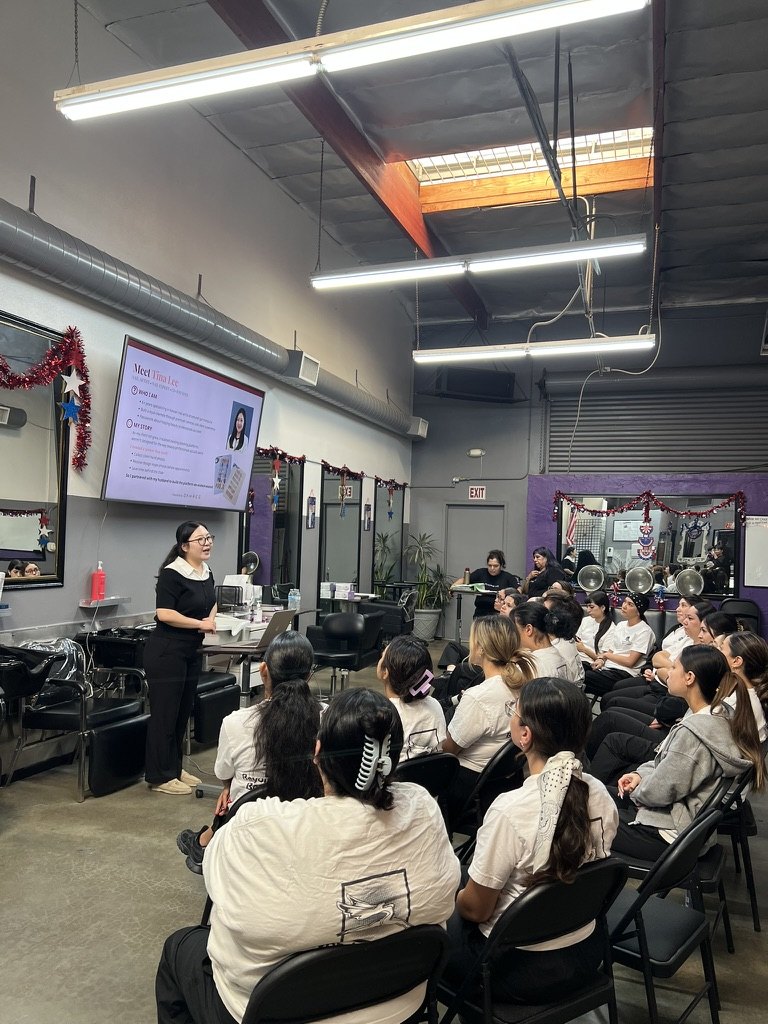 Tina Lee introducing Dahree to Beyond Cosmo students during the visit